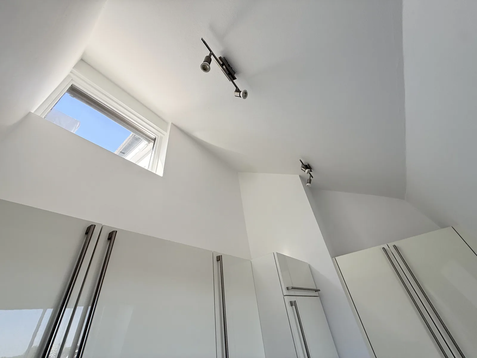 KM Painter and Decorator London, project photograph 18