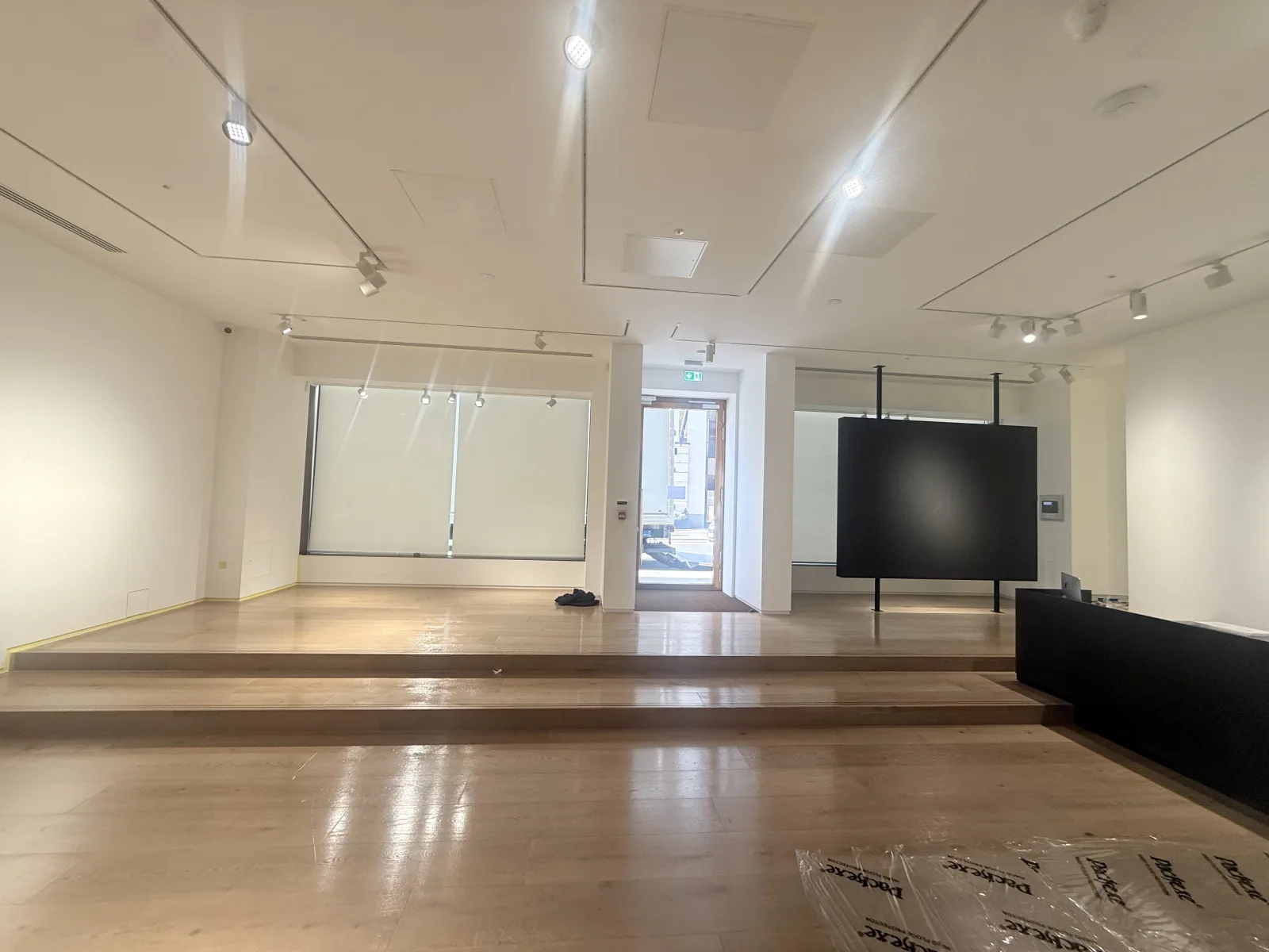 KM Painter and Decorator London, project photograph 34