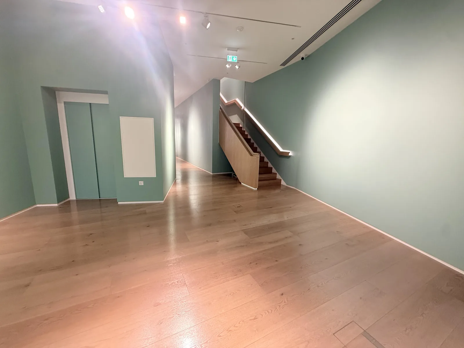KM Painter and Decorator London, project photograph 37