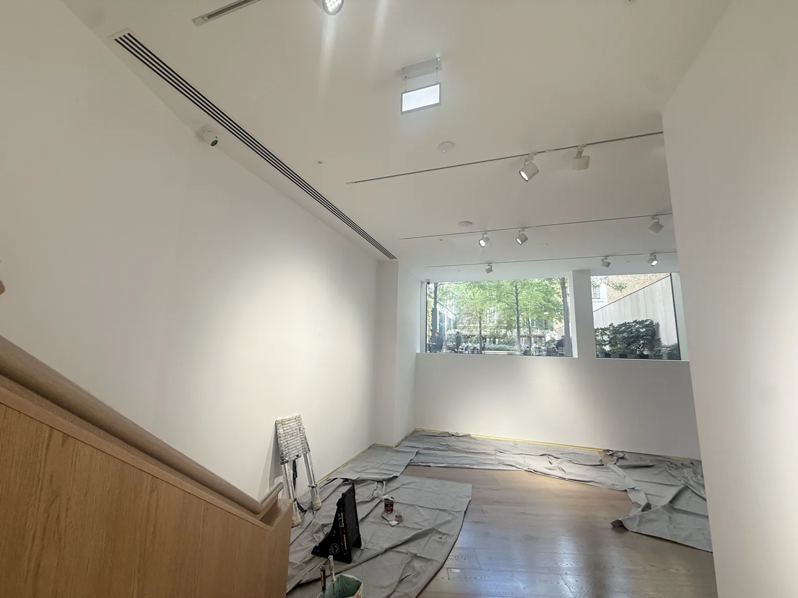 KM Painter and Decorator London, project photograph 43